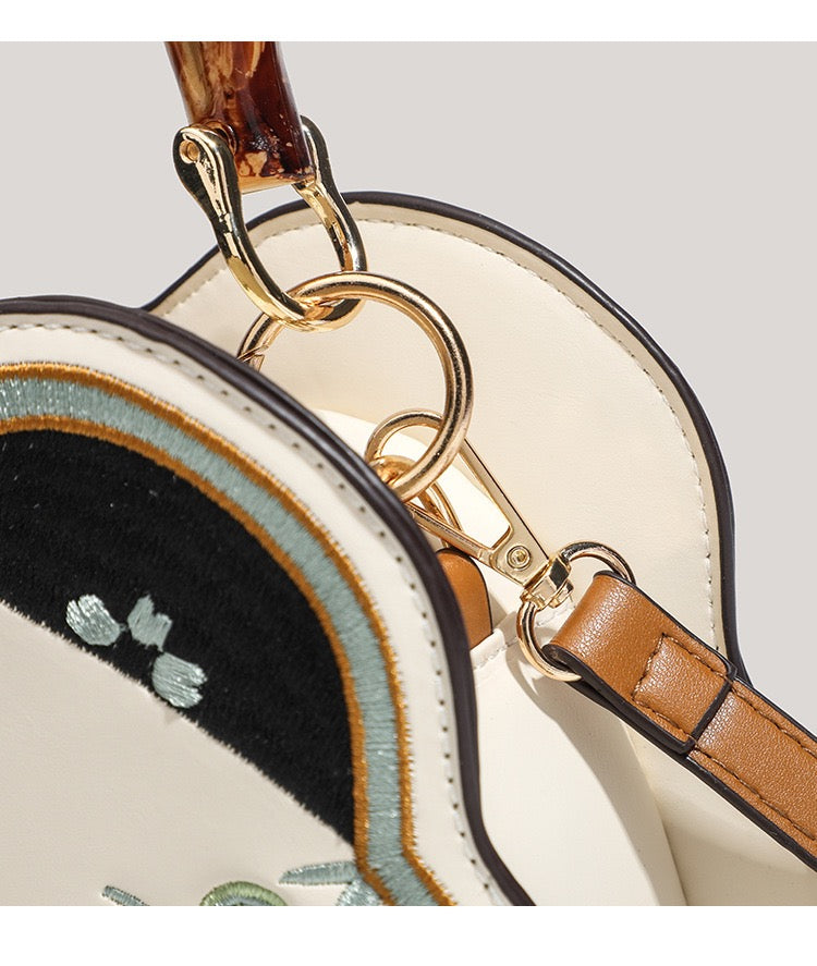 新中式熊猫刺绣竹节包 国风手提斜挎包