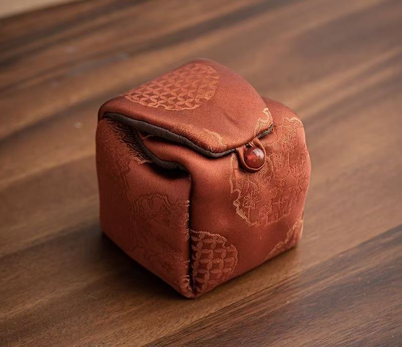 Brocade Teacup Portable Storage Bag